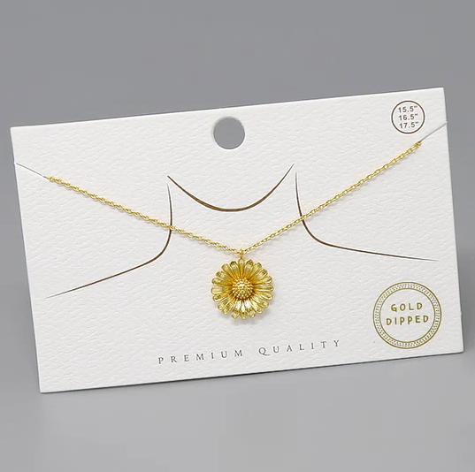 daisy flower pendant necklace