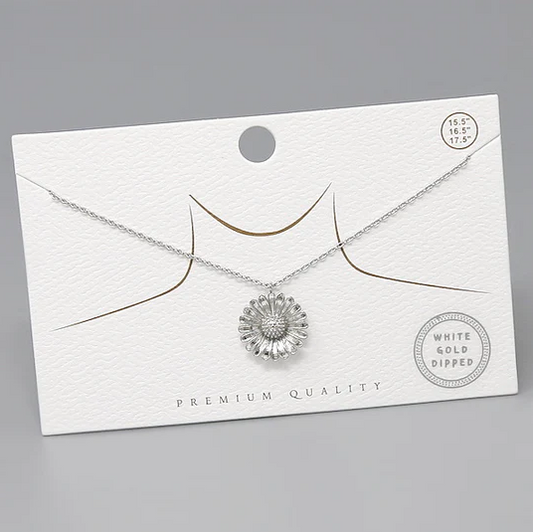 daisy flower pendant necklace